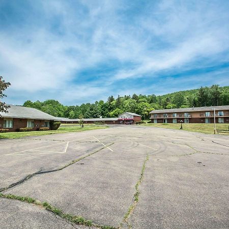 Econo Lodge Hornell Екстер'єр фото