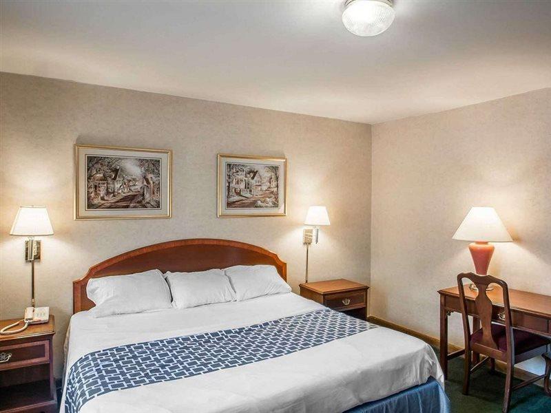 Econo Lodge Hornell Екстер'єр фото