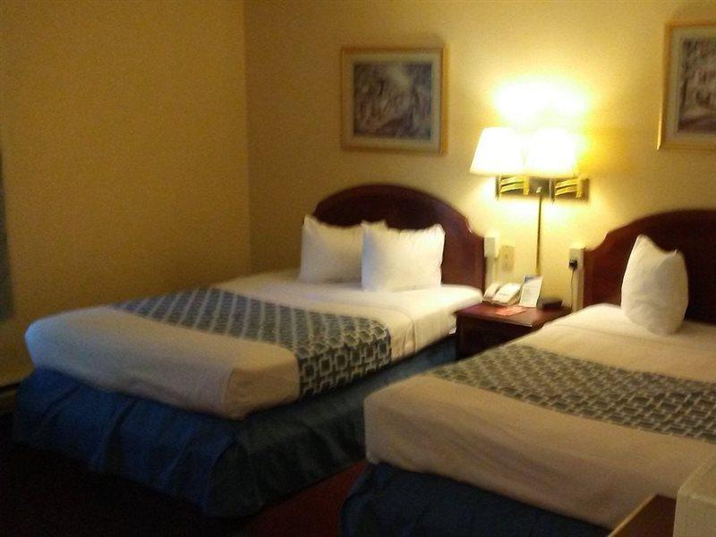 Econo Lodge Hornell Екстер'єр фото