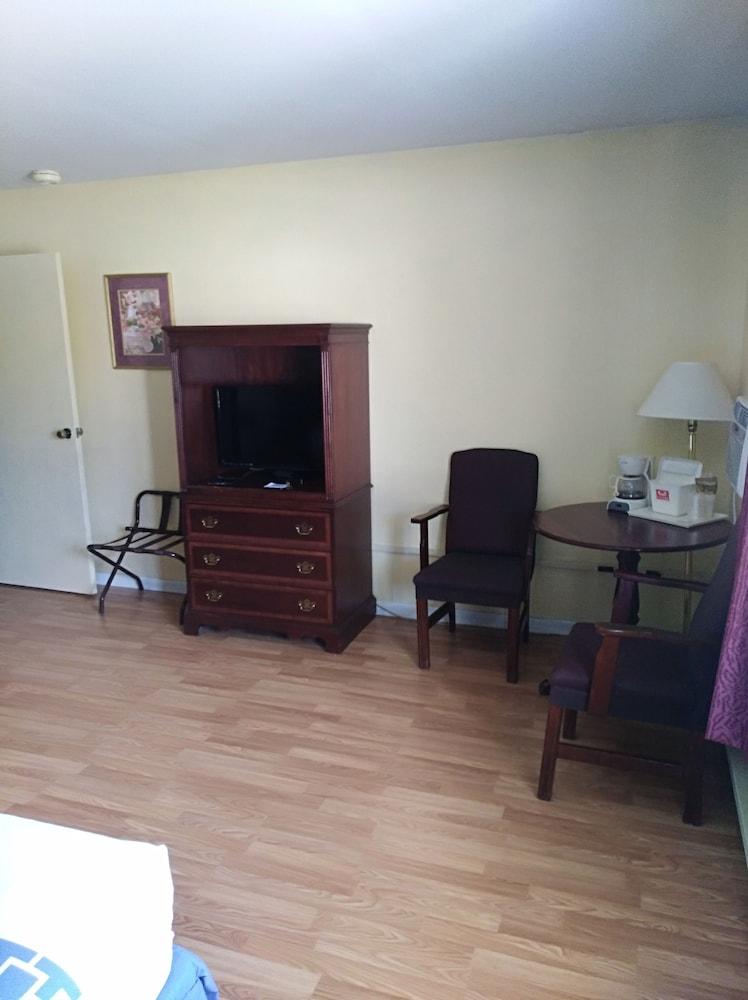 Econo Lodge Hornell Екстер'єр фото