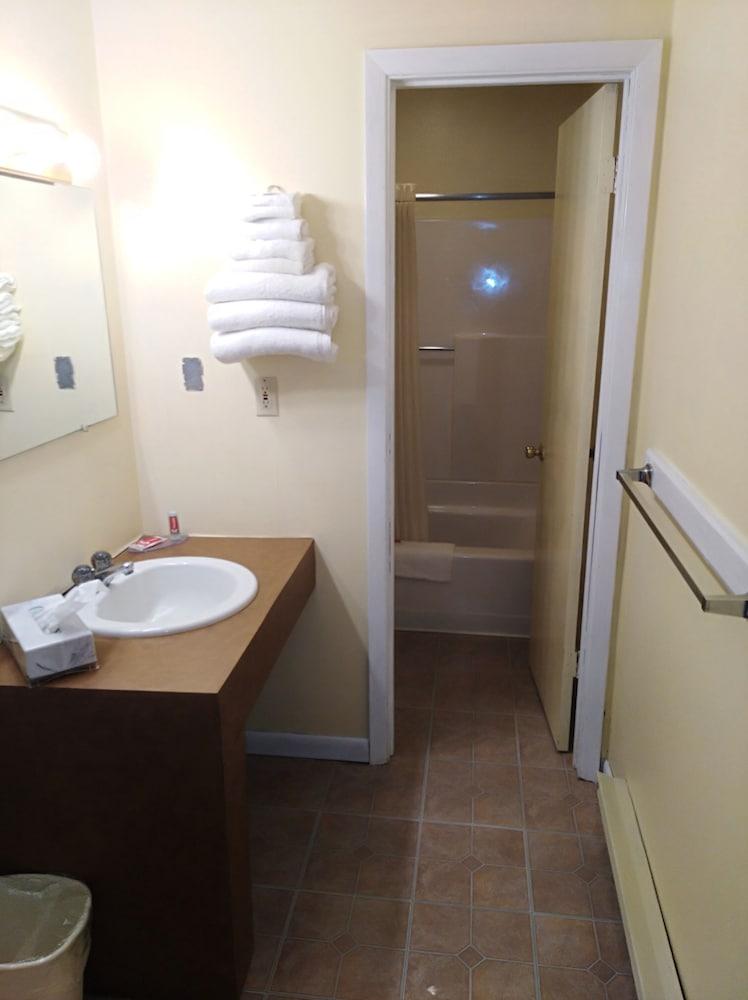 Econo Lodge Hornell Екстер'єр фото