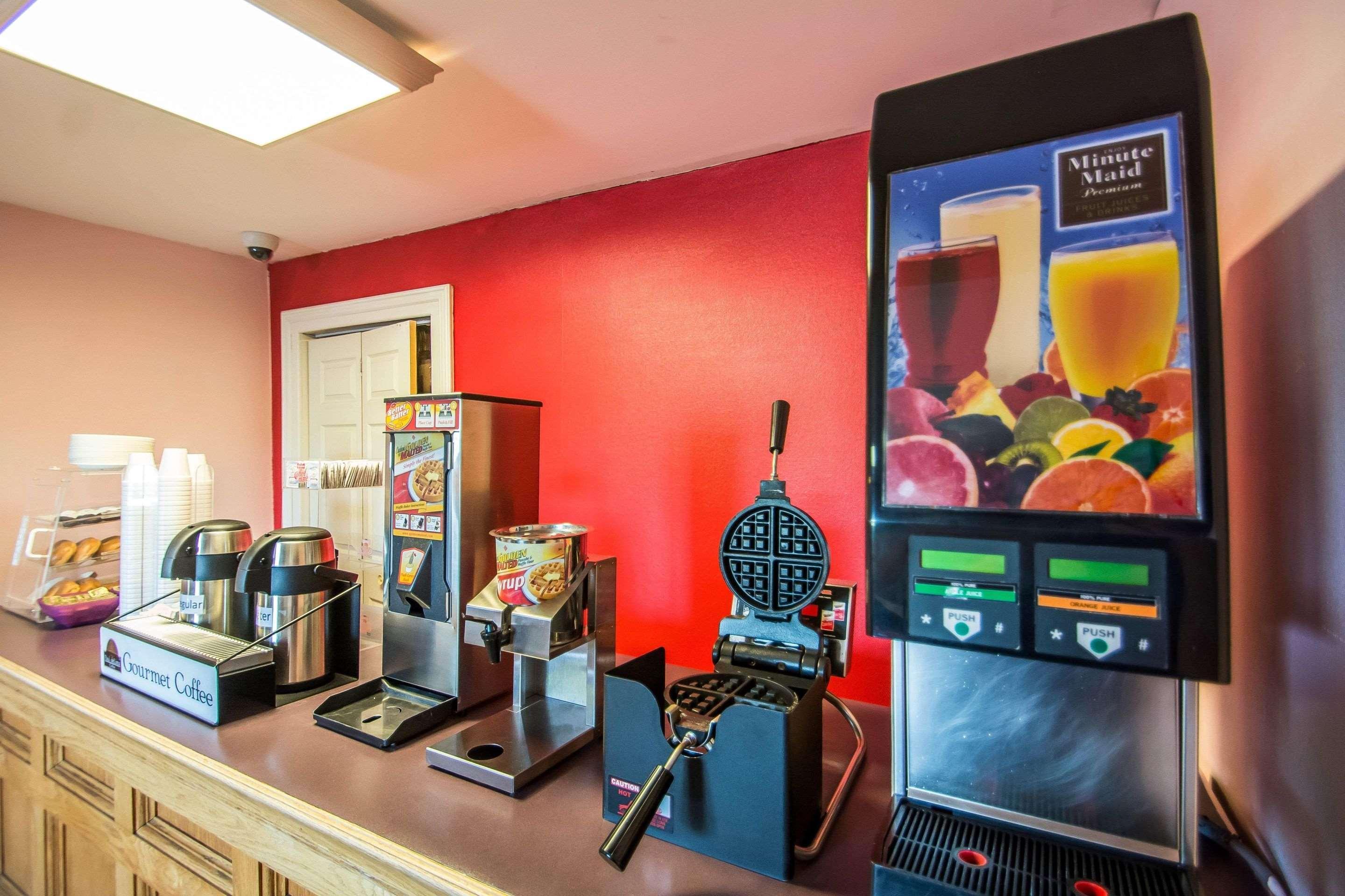 Econo Lodge Hornell Екстер'єр фото